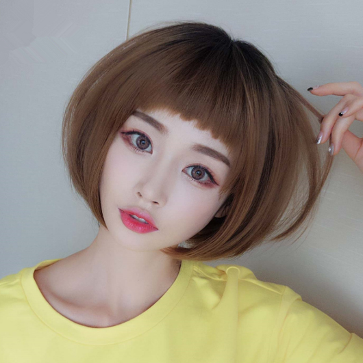 Peluca Bob Corta para Mujer - Cabello Sintético Elegante y Natural - Image 2