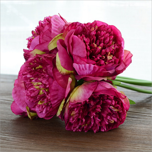 Figuritas de Novios con Flores de Peonía Artificial - Decoración de Boda - Image 10