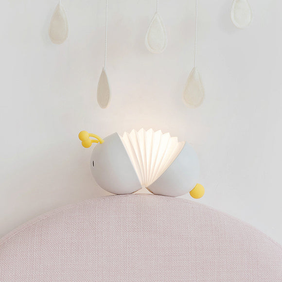 Lámpara Nocturna LED Oruga Creativa con Carga USB y Soporte Magnético Extensible