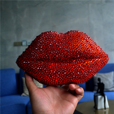 Bolso de Noche Acrílico con Cadena de Strass y Diseño de Labios - Image 6