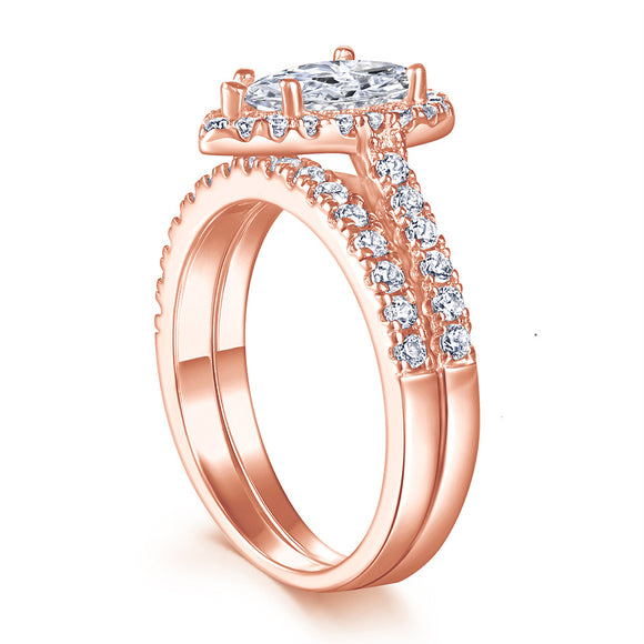 Anillo de Plata Esterlina con Zirconia Cúbica Gota - Simulante de Diamante