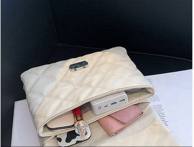 Bolso Crossbody Baxa Verde Cadena con Diseño Premium - Image 10