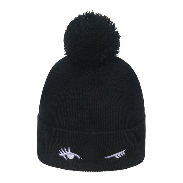Gorro Tejido Grueso con Bordado de Lana y Terciopelo