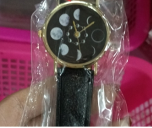 Reloj de Cuarzo para Dama con Correa de Moda y Diseño Luna - Image 6