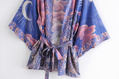 Kimono Cardigan Suelto con Estampado de Luna y Cinturón - Image 23