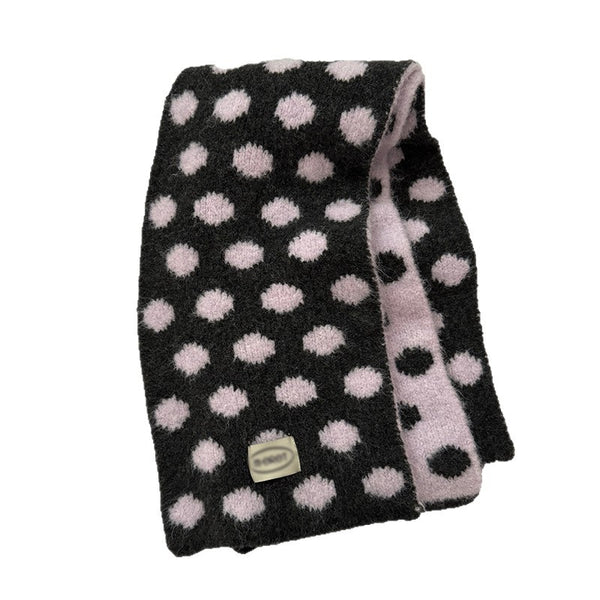 Elegante Pañuelo con Lunares Contrastantes para Mujer