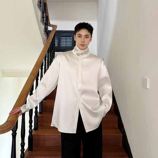Camisa de Satén Elegante para Hombre con Cuello Mao y Detalles de Lentejuelas Brillantes