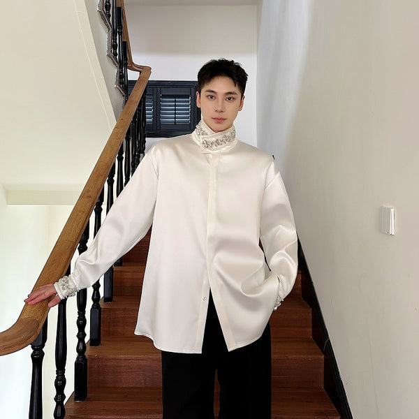 Camisa de Satén Elegante para Hombre con Cuello Mao y Detalles de Lentejuelas Brillantes