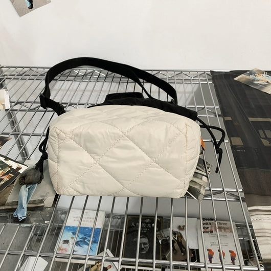 Bolso Crossbody Acolchado para Niñas - Diseño Versátil y Elegante - Image 2