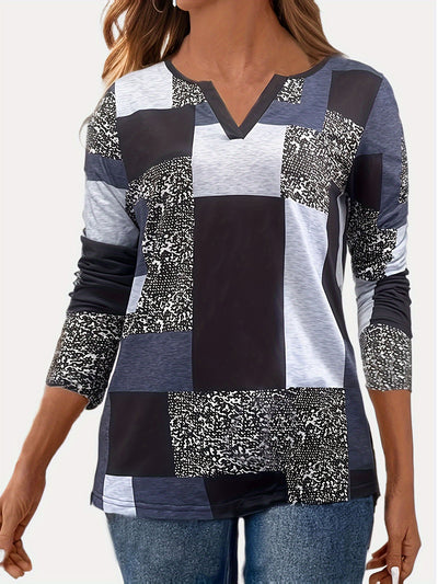 Playera V-neck Estampada de Manga Larga - Image 10