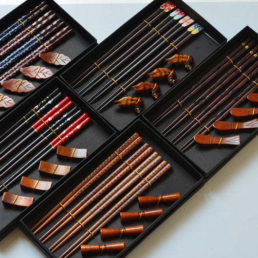 Set de 4 Pares de Palillos de Madera con Soporte y Caja de Regalo - Image 6