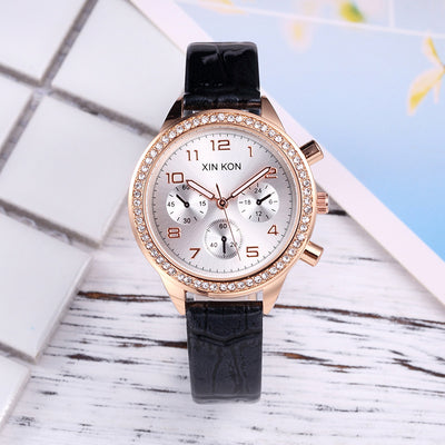 Reloj de Cuarzo Elegante para Mujer con Tres Esferas - Image 4