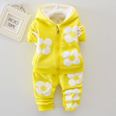 Conjunto de Dos Piezas Osito con Capucha en Terciopelo Dorado - Image 7