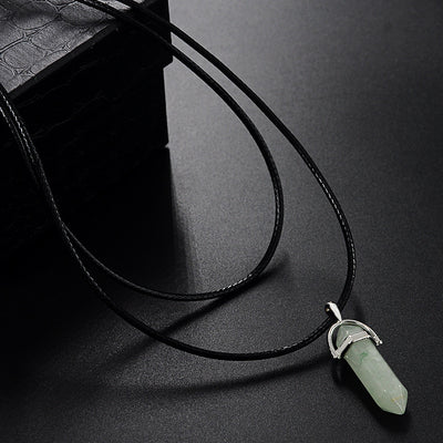 Collar Colgante de Piedra Natural con Cuerda de Cuero Doble y Cristal Hexagonal - Image 4