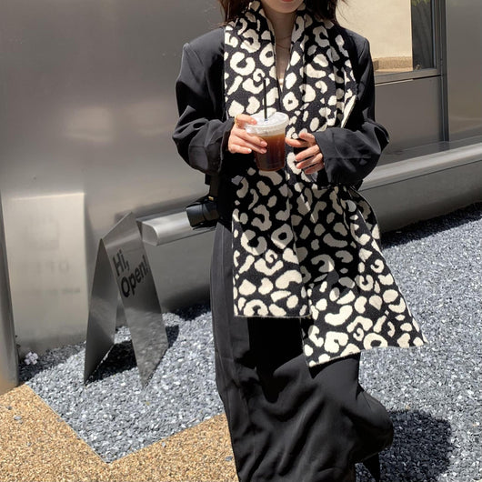 Bufanda Leopardo Moda Europa América - Cálida y Versátil para Mujer - Image 12