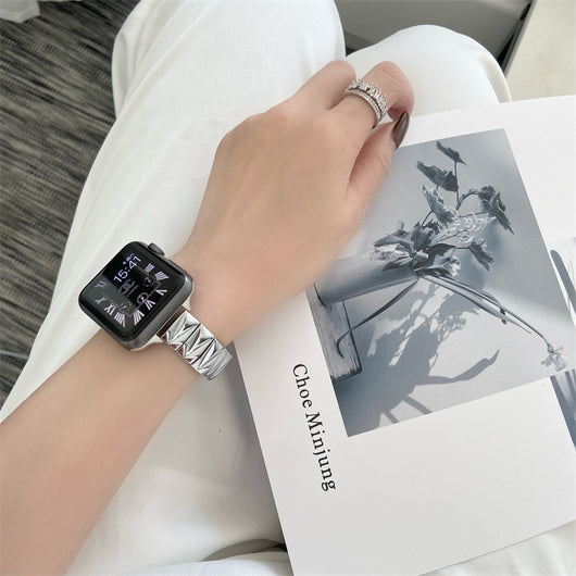 Correa Smartwatch con Diseño Geométrico en Metal - Image 11
