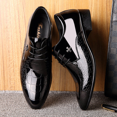 Zapatos de Vestir Elegantes con Cordones y Acabado Brillante - Image 9