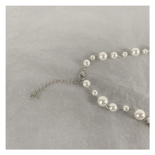 Collar Colgante de Cruz de Diamantes con Perla - Image 13