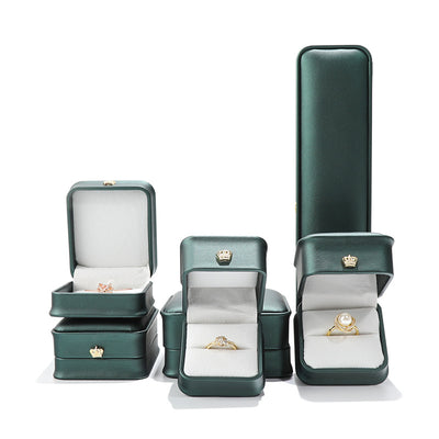 Pulsera de Encaje con Dije Corona Redondeado - Joyería Elegante con Caja de Presentación - Image 10