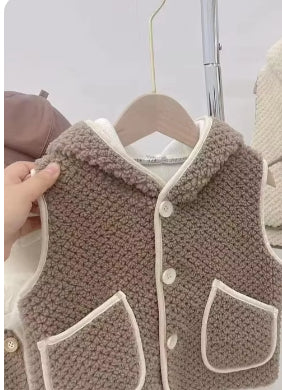 Chaleco con Capucha de Lana de Cordero - Abrigo Elegante y Versátil - Image 9