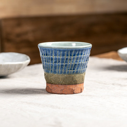 Taza Artesanal de Gres con Acabado Esmaltado - Image 5