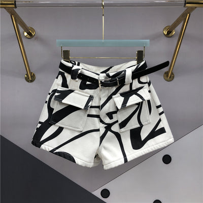 Shorts Talle Alto Slim con Diseño Asimétrico - Image 2