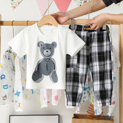 Conjunto Infantil Osito Cartoon: Playera Manga Corta y Pantalón Cuadros - Image 17