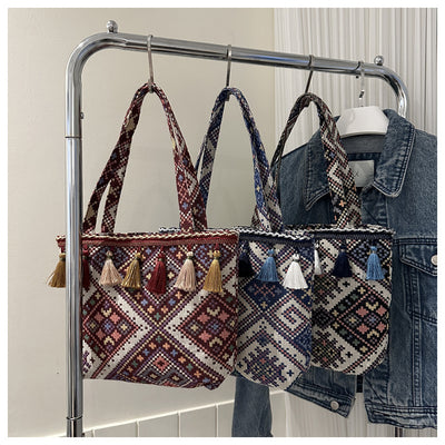 Bolsa Versátil para Viajes - Estilo Minimalista y Funcional para Mujer - Image 6