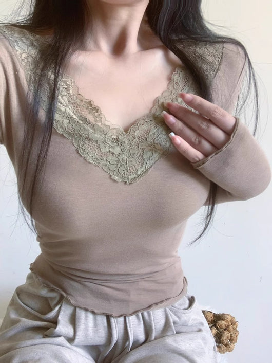 Blusa Base Elegante de Encaje con Cuello en V y Manga Larga - Image 30