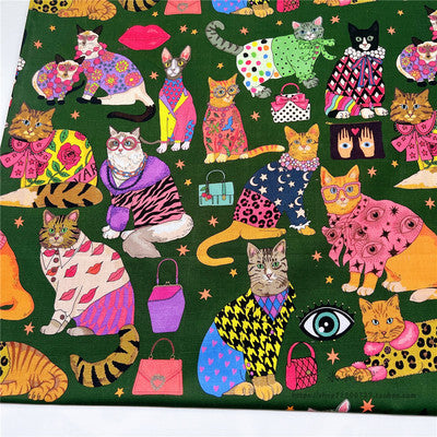 Vestido Infantil Estampado con Gatos, Patchwork Artesanal y Bufanda Integrada Rosa - Image 10