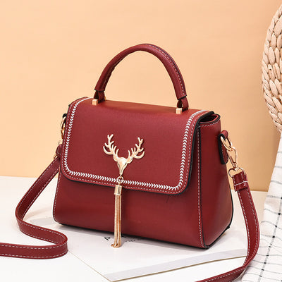 Bolso de Hombro con Cabeza de Venado y Borlas - Diseño Moderno para Mujer - Image 4