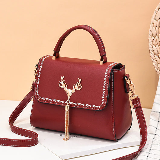 Bolso de Hombro con Cabeza de Venado y Borlas - Diseño Moderno para Mujer - Image 4