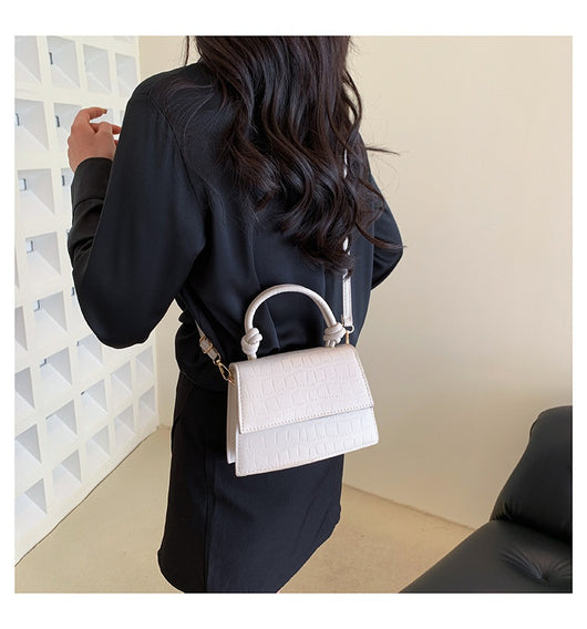 Bolso Axilar Minimalista para Mujer - Diseño Exclusivo y Funcional - Image 22