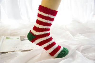 Calcetines Navideños de Felpa para Adultos Mayores - Image 11