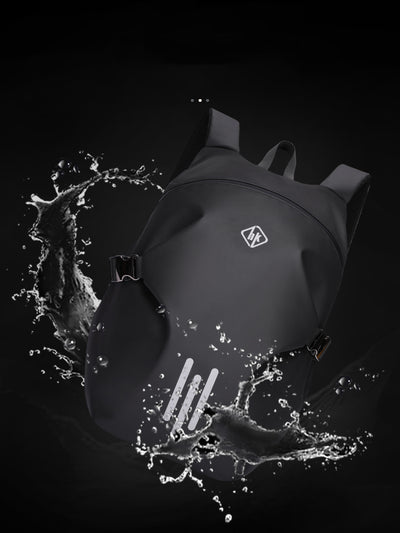 Mochila Impermeable para Motociclista con Compartimento para Casco - Image 11