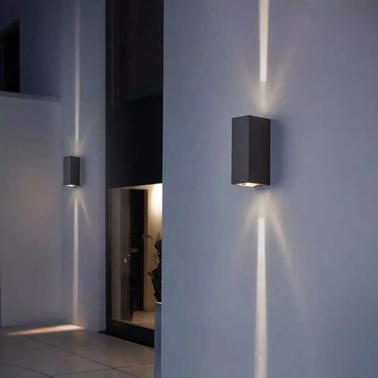 Lámpara LED Decorativa Doble para Pared - Foco Ajustable de Diseño Moderno