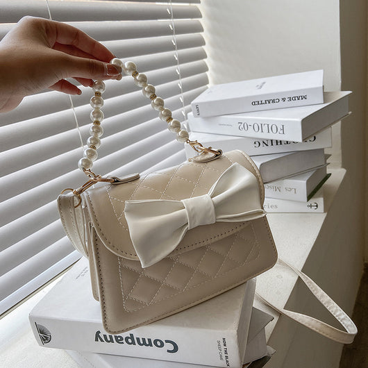 Bolso Mensajero Portátil con Moño y Perlas Lingge - Image 5