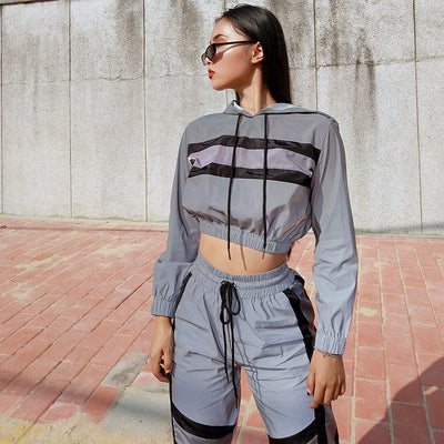 Traje Casual Reflectante con Estilo Street - Colección Collage para Mujer - Image 4