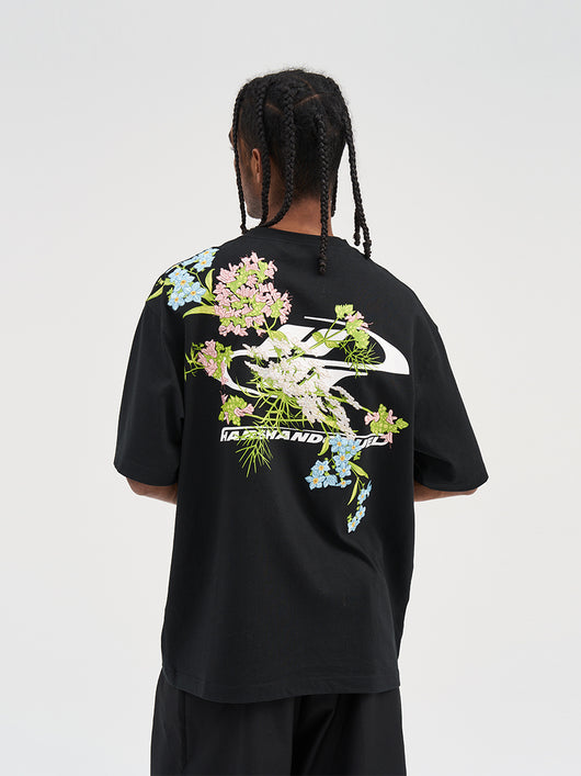 Playera Bordada con Flores - Manga Corta Clásica - Image 8