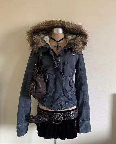 Chaqueta Corta para Mujer con Capucha Forrada en Pelaje - Image 5