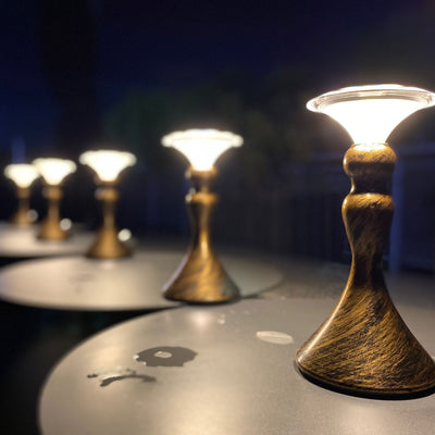 Lámpara LED Recargable para Mesita de Noche - Iluminación Decorativa de Dormitorio