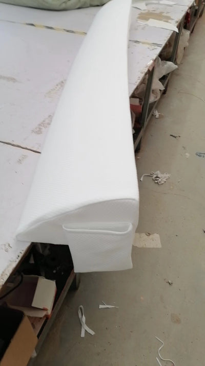 Almohada Triangular Relleno de Espuma para Cama - Cuña Lumbar y Cierre de Espacios - Image 12