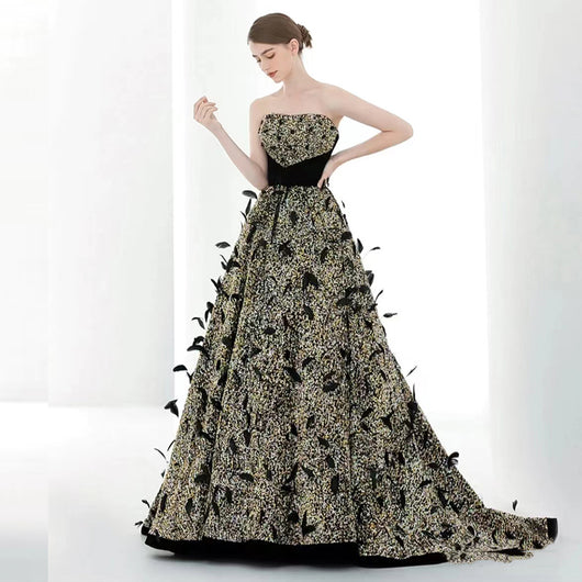 Vestido Ajustado de Lentejuelas con Elegancia Sofisticada - Image 8