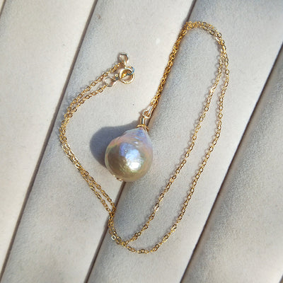 Conjunto de Tres Piezas en Oro de 14K: Aretes, Collar y Pulsera - Image 10
