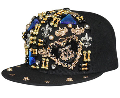Gorra Harajuku Estilo Europeo Americano con Calavera y Remaches Cruzados - Image 13