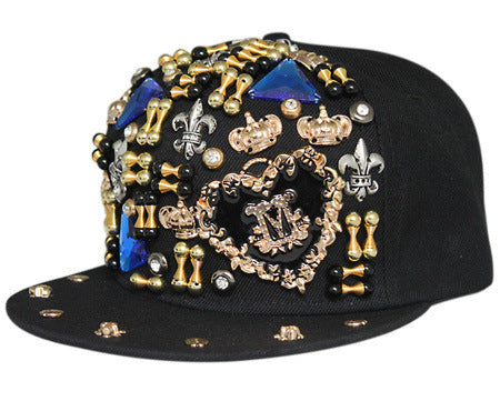 Gorra Harajuku Estilo Europeo Americano con Calavera y Remaches Cruzados - Image 13