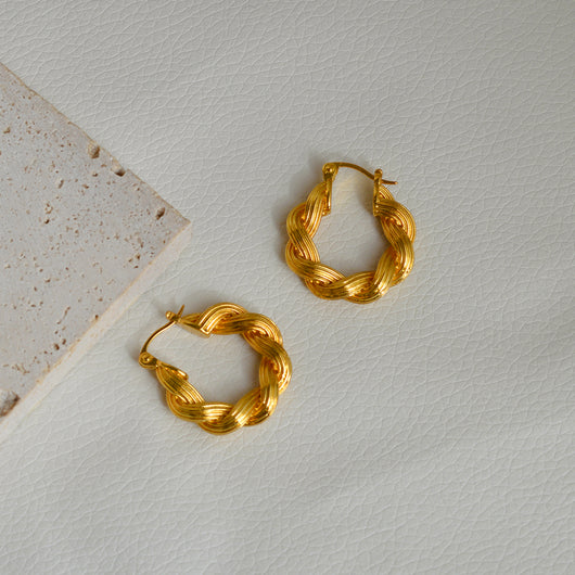 Aretes de Aro Elegantes para Mujer - Diseño Premium - Image 3