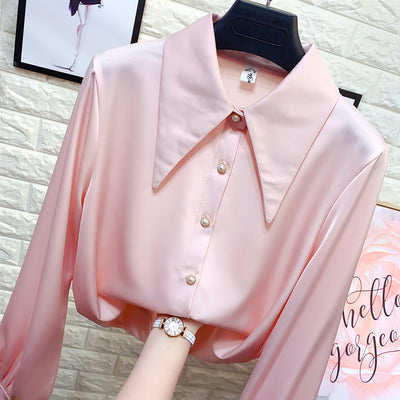 Blusa de Gasa con Botones de Perla y Cuello Puntiagudo - Image 8