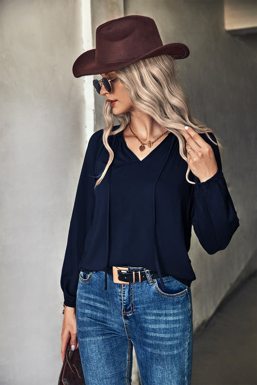 Blusa Escote V Manga Larga Color Liso - Diseño Elegante y Versátil - Image 3