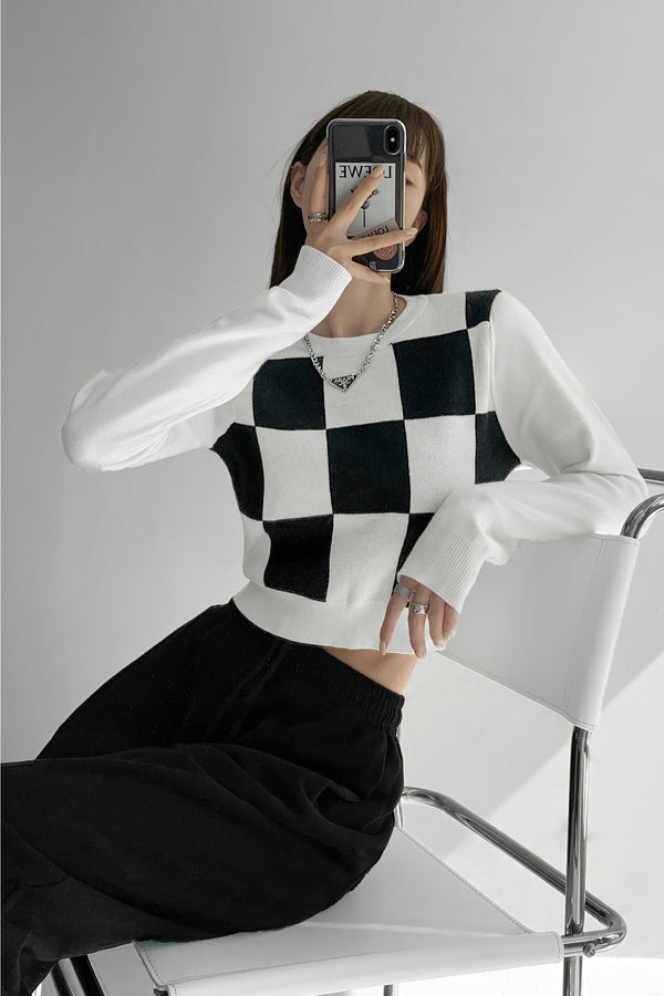 Suéter Retro a Cuadros Blanco y Negro Cuello Redondo para Mujer